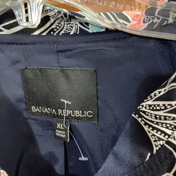 Banana Republic Women’s Floral Jacket Sz XL NWOT Navy Lined Bird Colorful - Picture 3 of 10